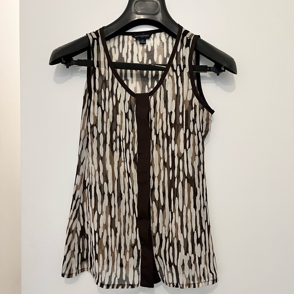 Banana Republic dressy tank